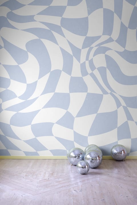 Papier peint maximaliste à carreaux bleus