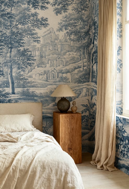 Escape to Tranquil Lakeside Views