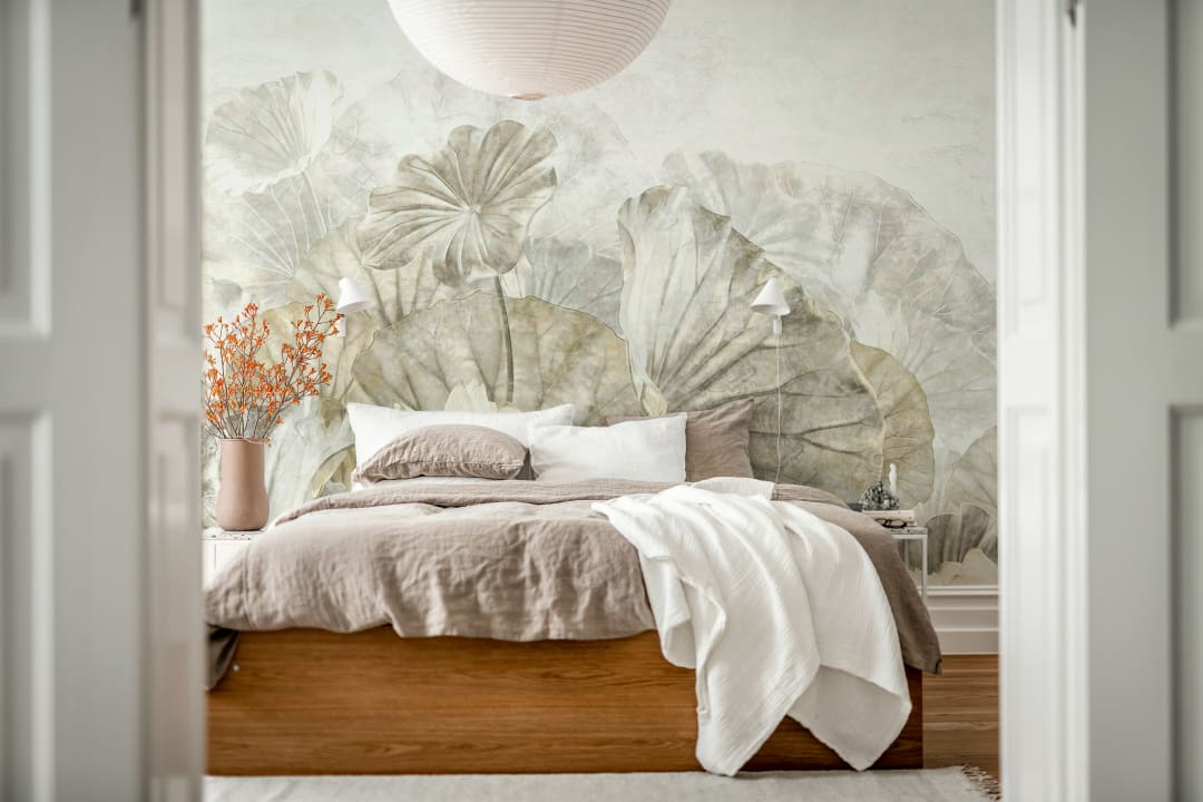 Omfavn Ro med Beige Lotusblad Veggmaleri