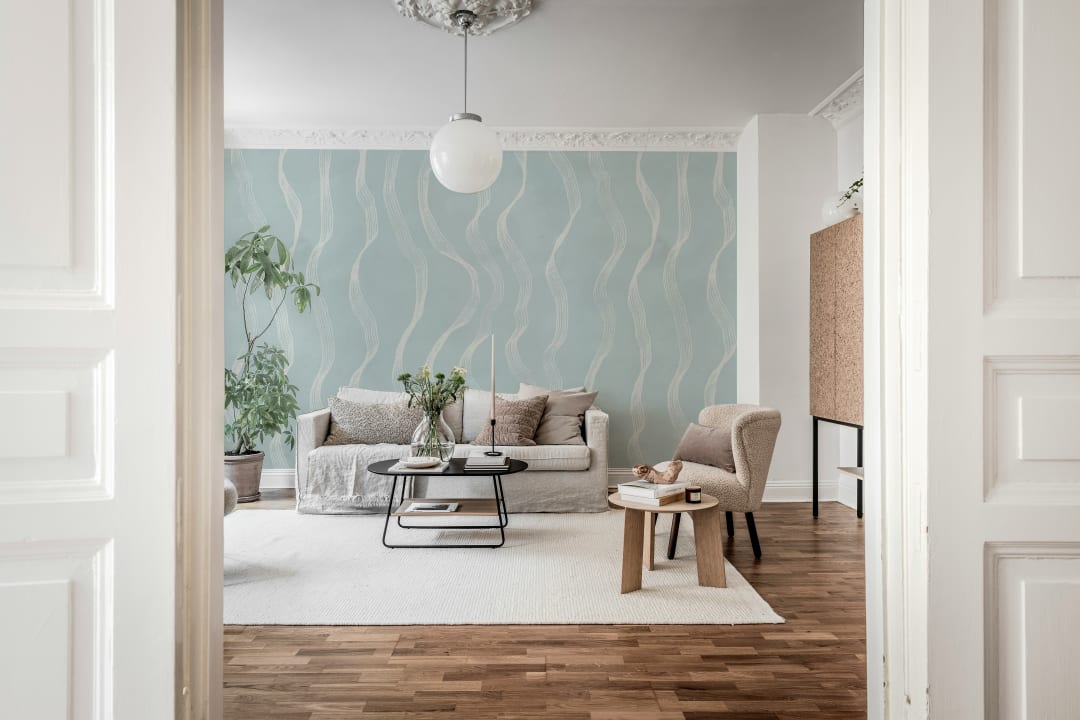 Serene Wellen in Hellblau