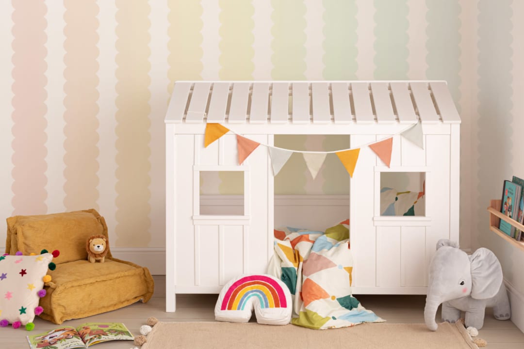 Pastel Ombre Rainbow Scalloped Stripes Wall Mural