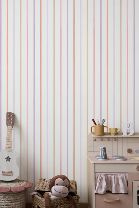 Mural contemporáneo minimalista de rayas pastel para un ambiente sereno