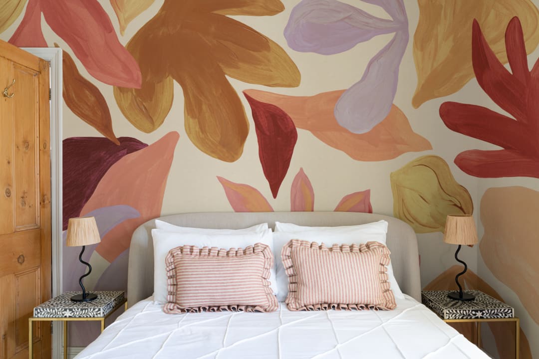 Multicolor Botanical Abstract Leaf Pattern Wall Mural