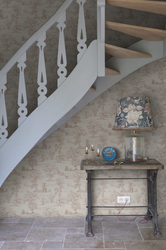 Montfort Terracotta - Sandberg Wallpaper