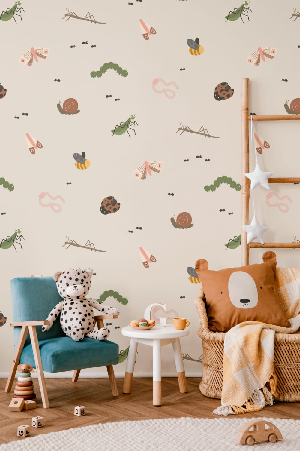 Kids Cute Bugs and Insects Repeat Pattern Wallpaper