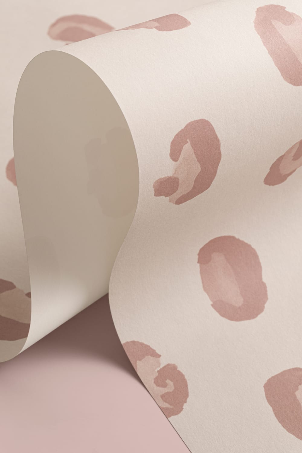 Rosa och neutral akvarell Leopard Print Repeat Pattern Wallpaper