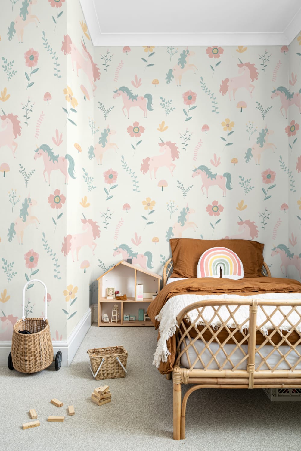 Pastell Unicorns och blommor Upprepa mönster tapet