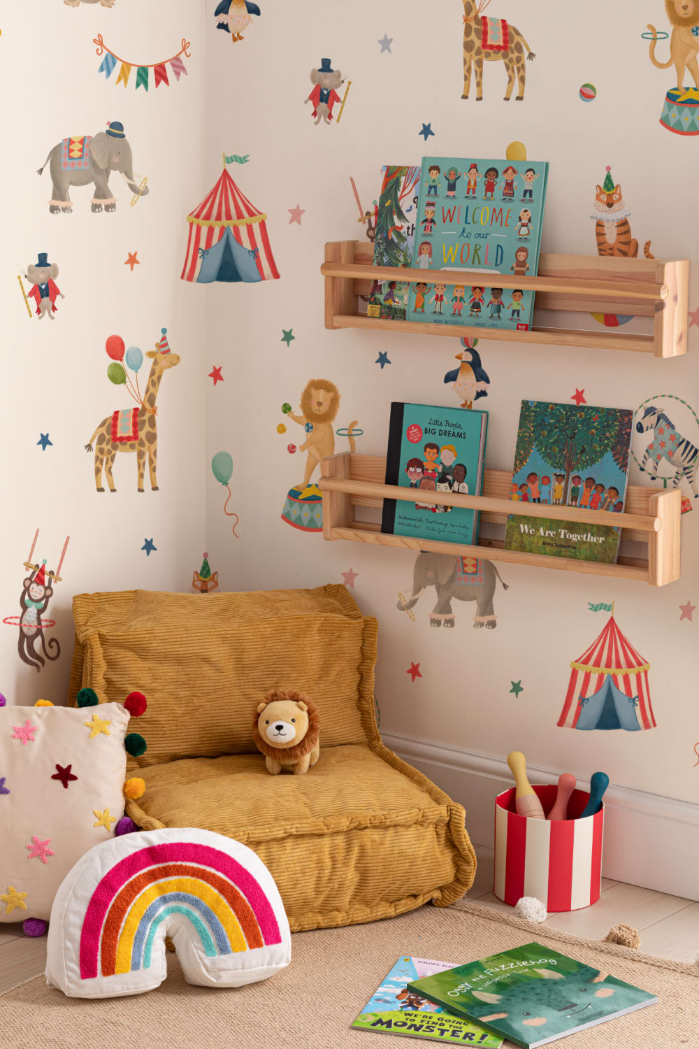 Barn beige cirkus djur mural-tapeter