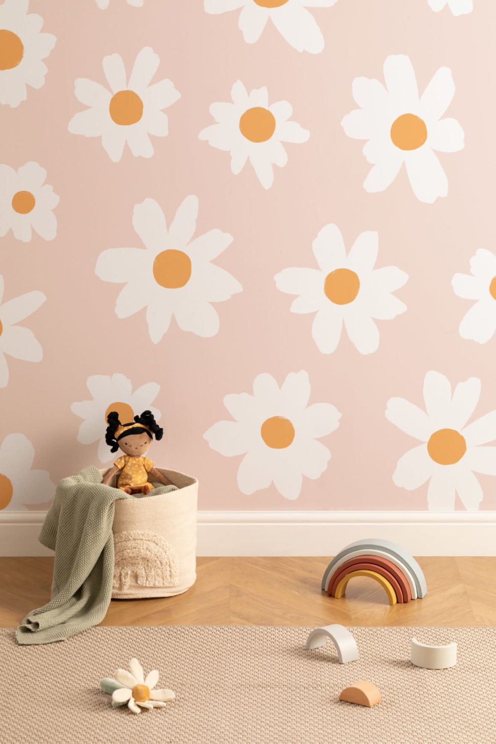 Pink & White Retro Daisy Floral Wallpaper Mural