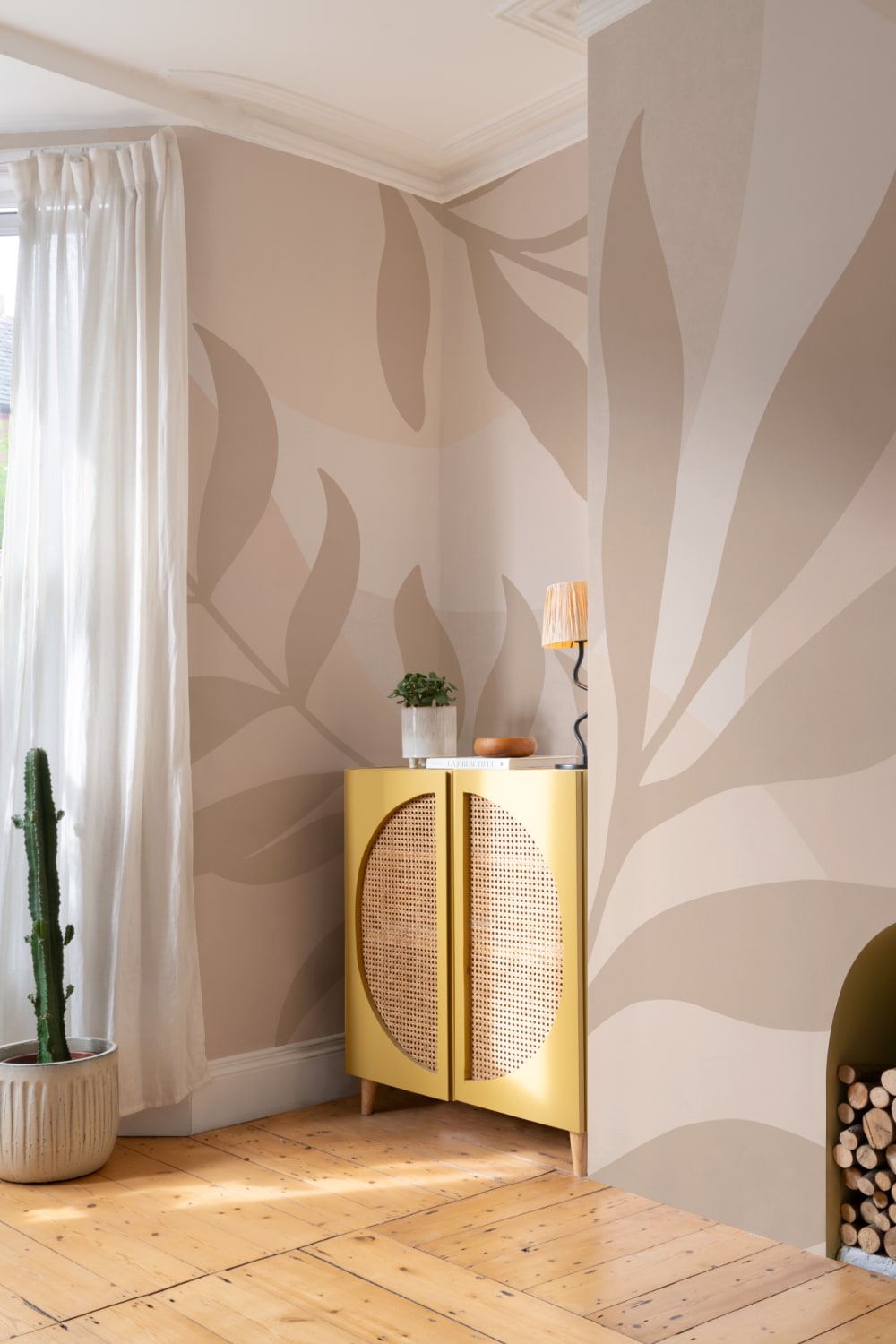 Mural de papel de parede de folhas tropicais pêssego e bege