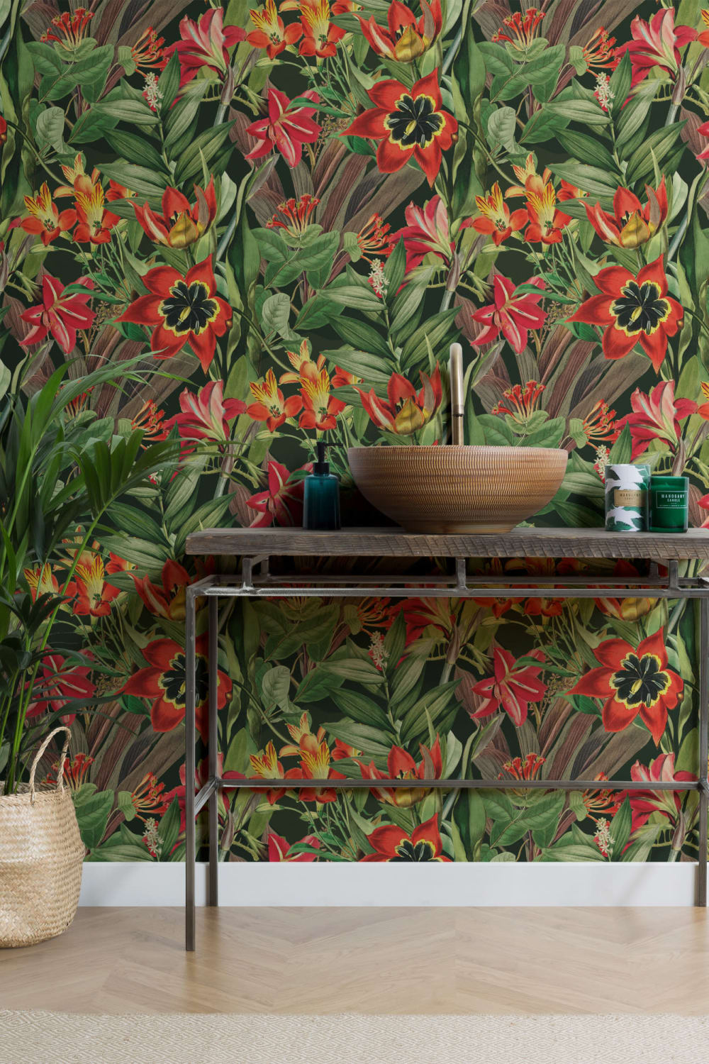 Vintage Tropical Foliage Dark Green Repeat Pattern Wallpaper