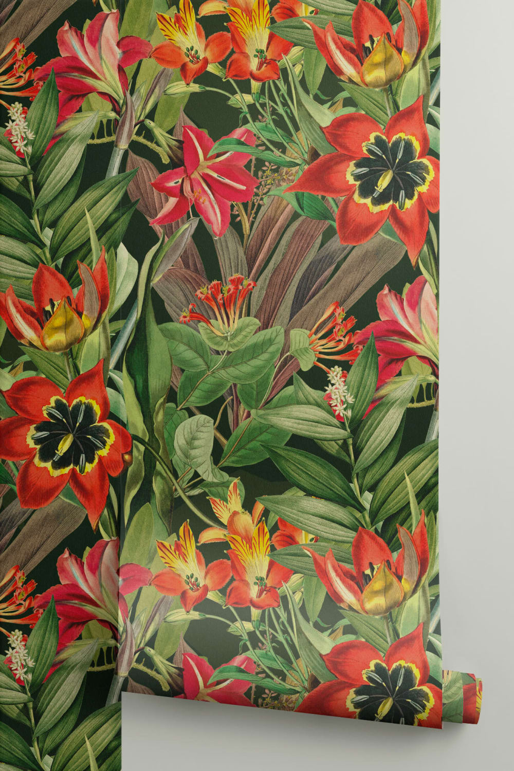 Vintage Tropical Foliage Dark Green Repeat Pattern Wallpaper