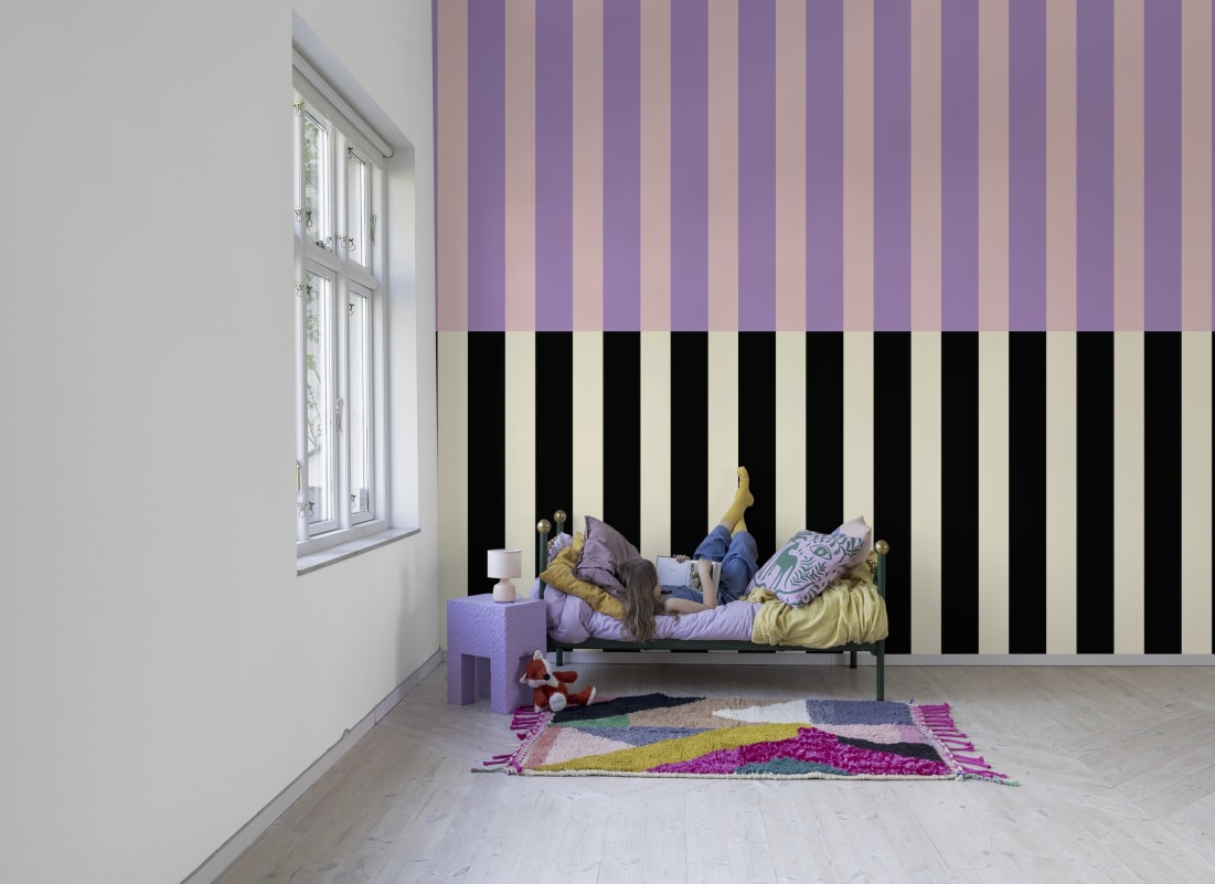 purple stripe wallpaper