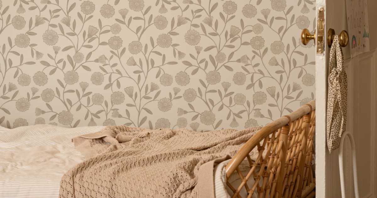 Lucy Beige Wallpaper main image 1