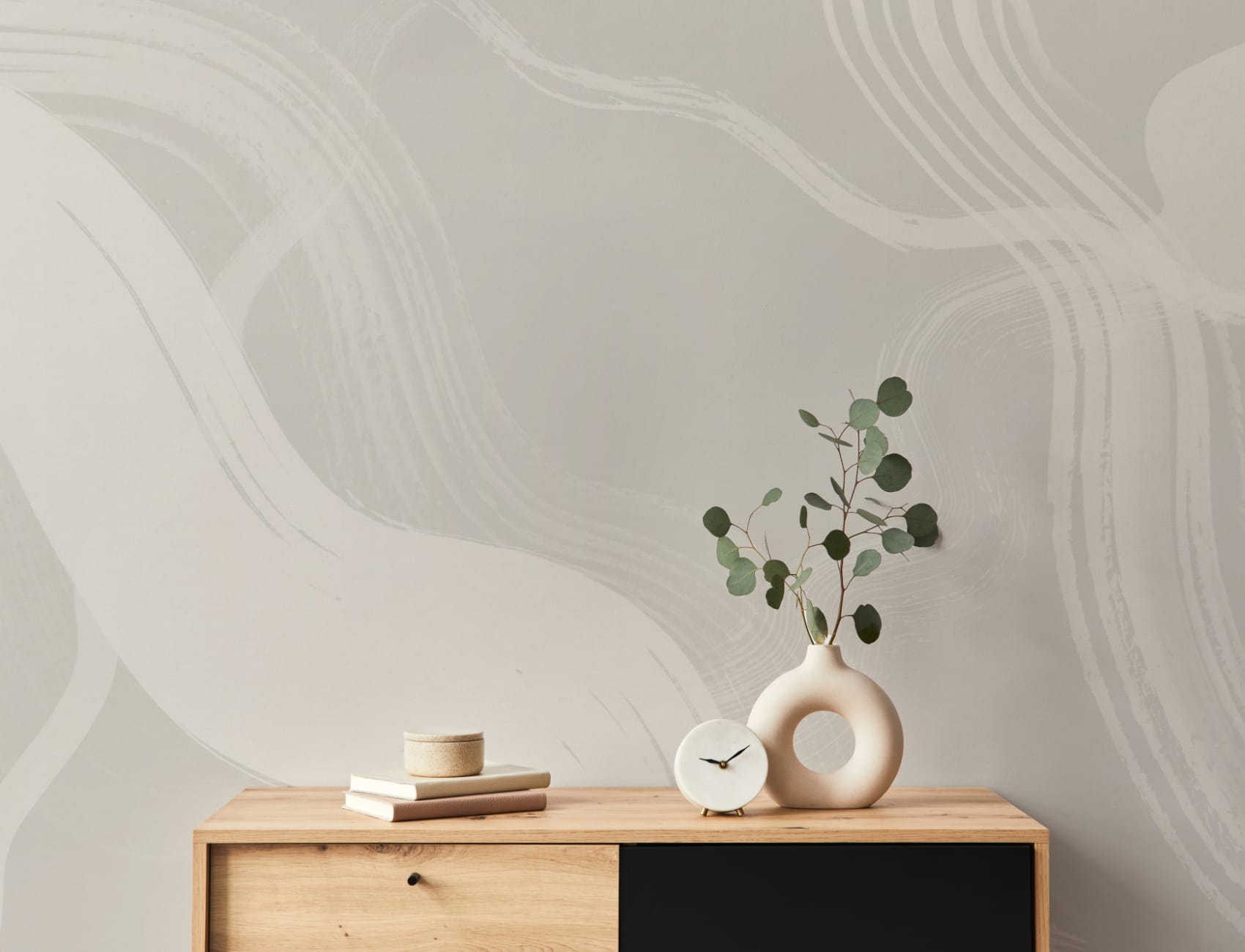 Carta da parati murale astratto beige con pennellate d'inchiostro