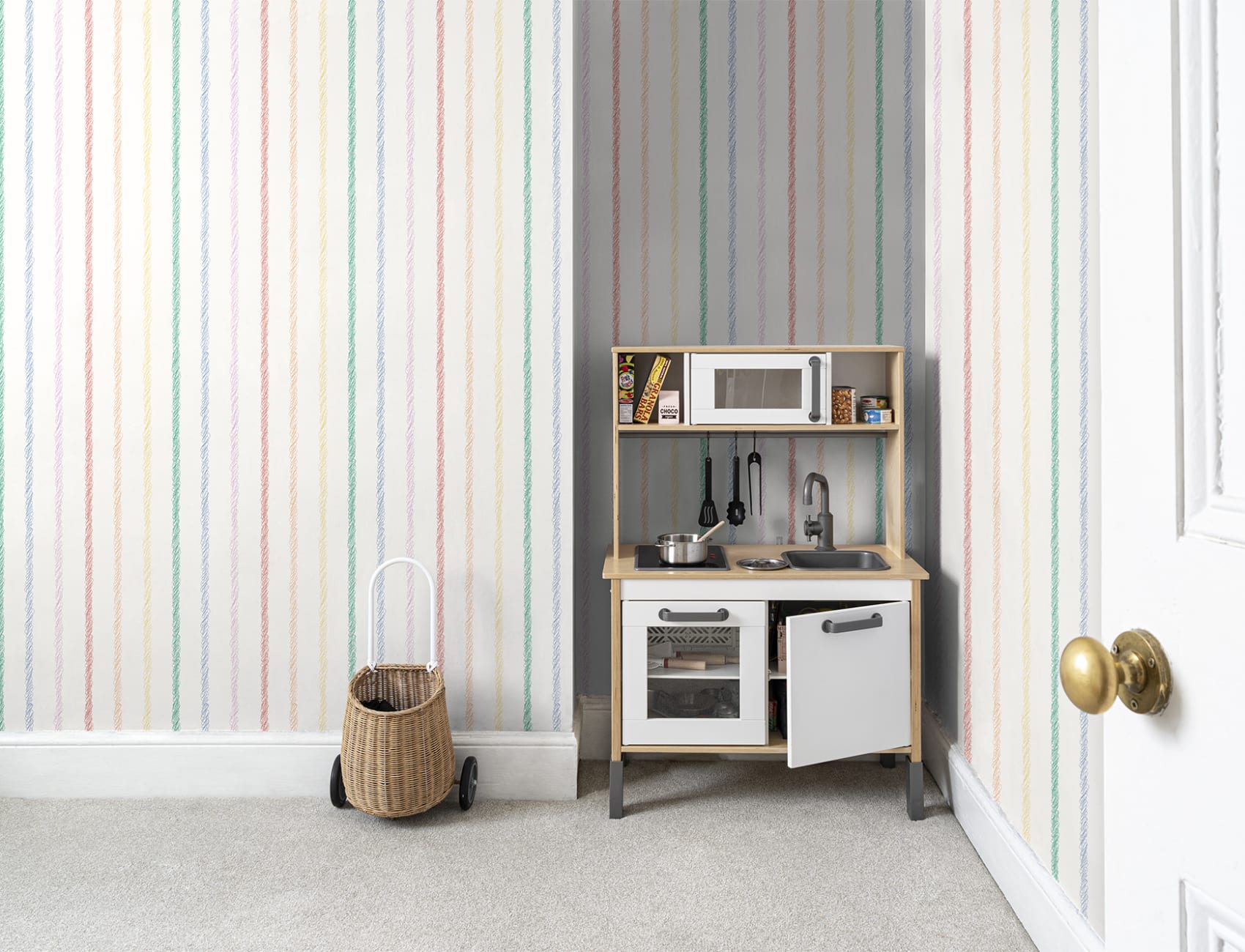Multicolor Fun Hand Drawn Striped Wallpaper