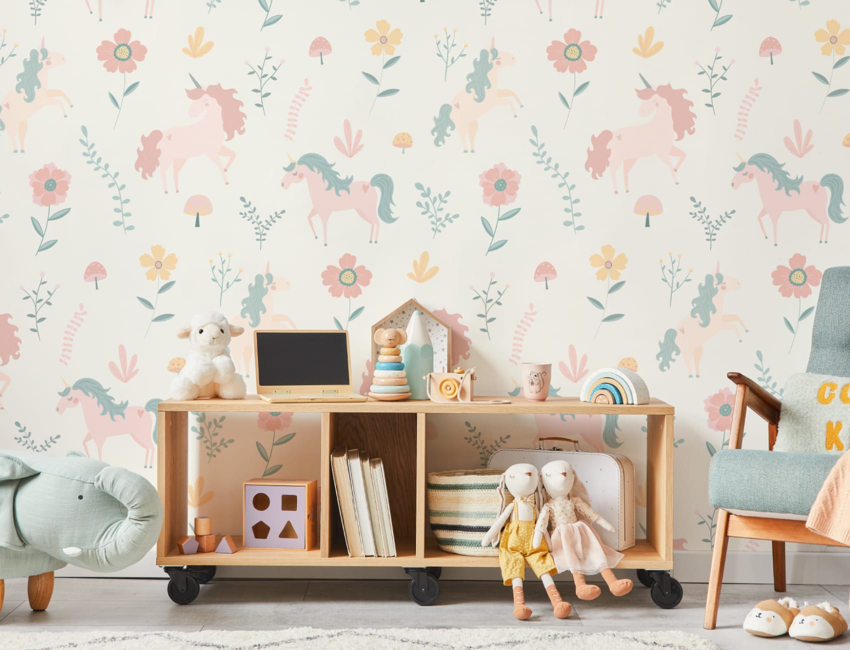 Pastell Unicorns och blommor Upprepa mönster tapet