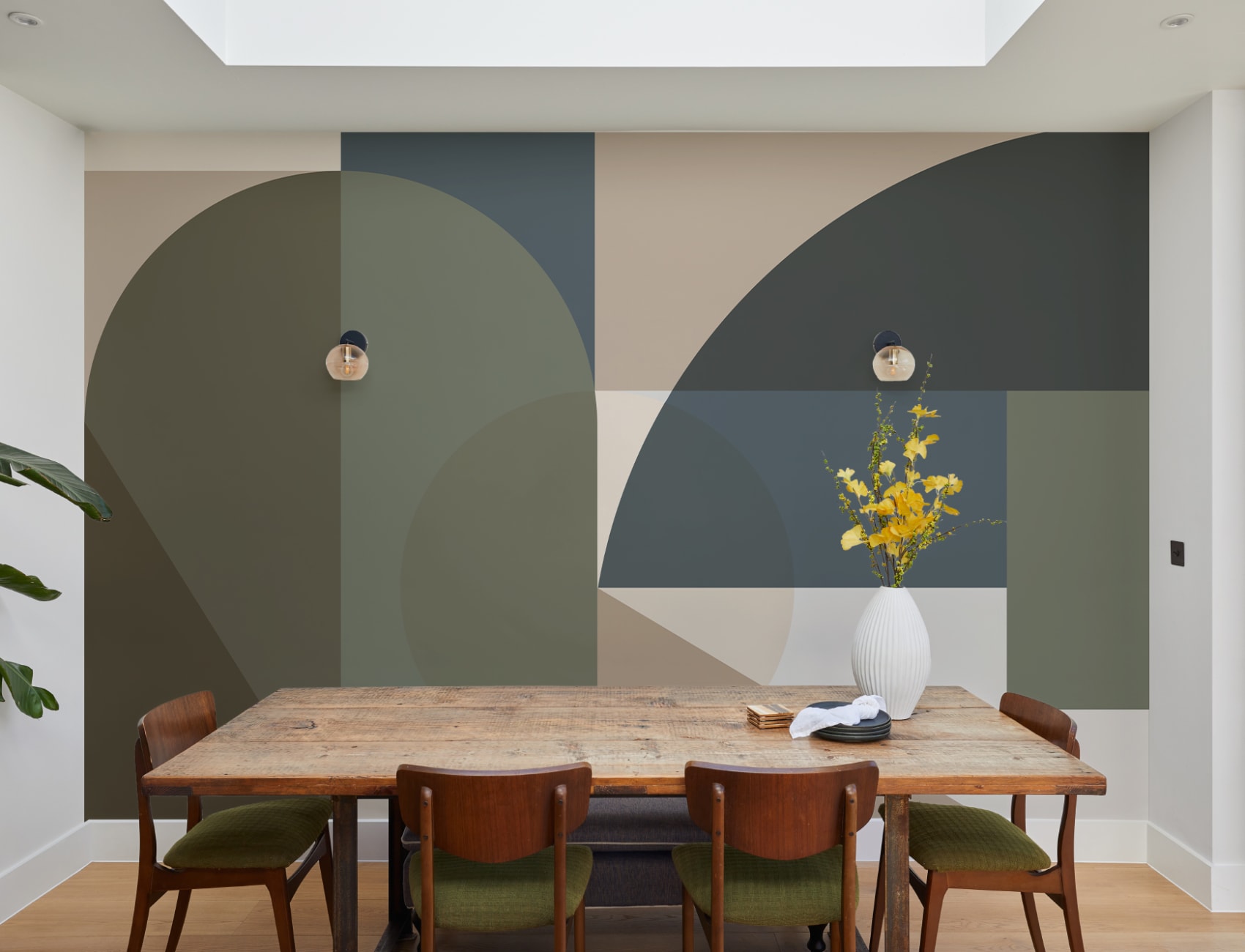 Grön geometrisk samtida mångfärgad mural-tapeter för moderna utrymmen