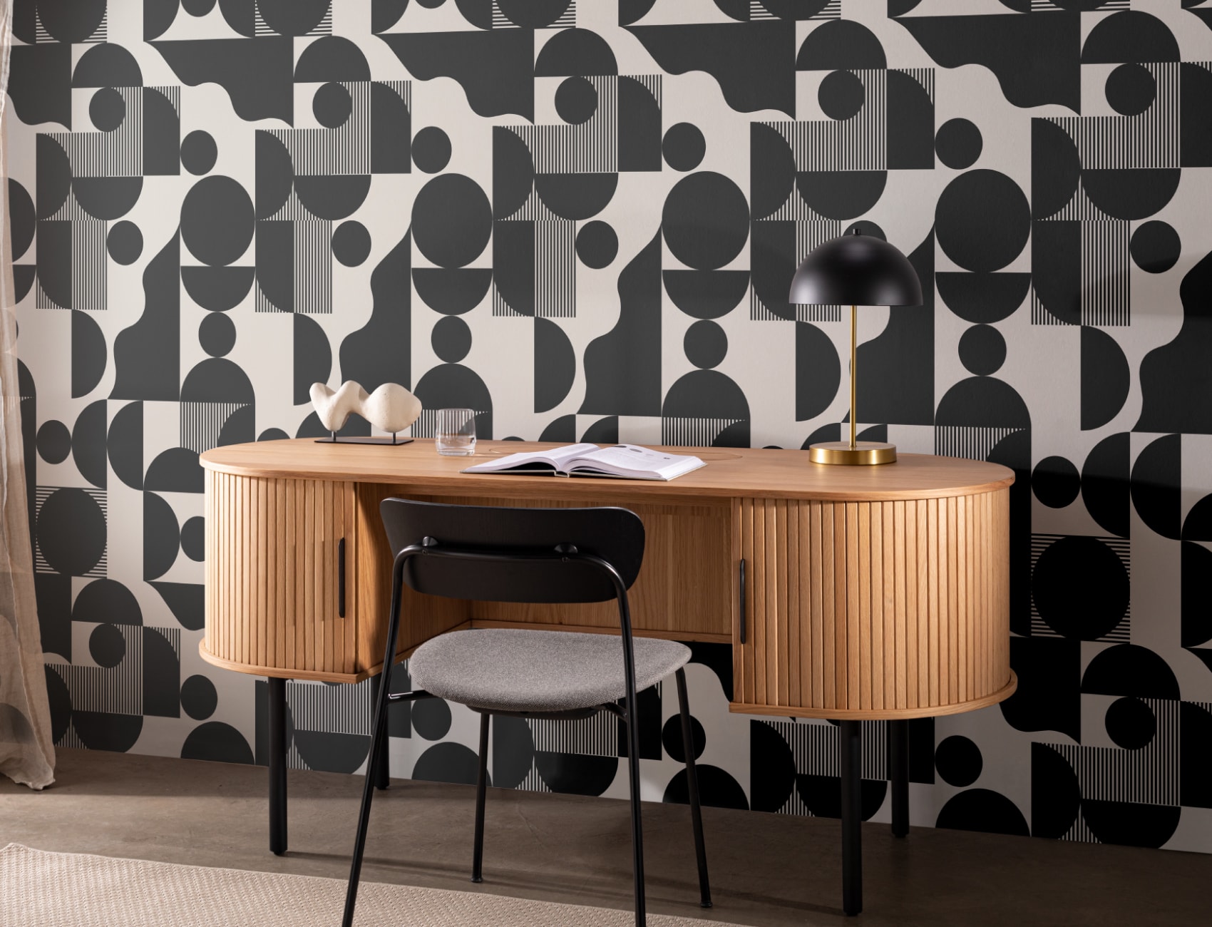 Tapet negru cu forme geometrice moderne