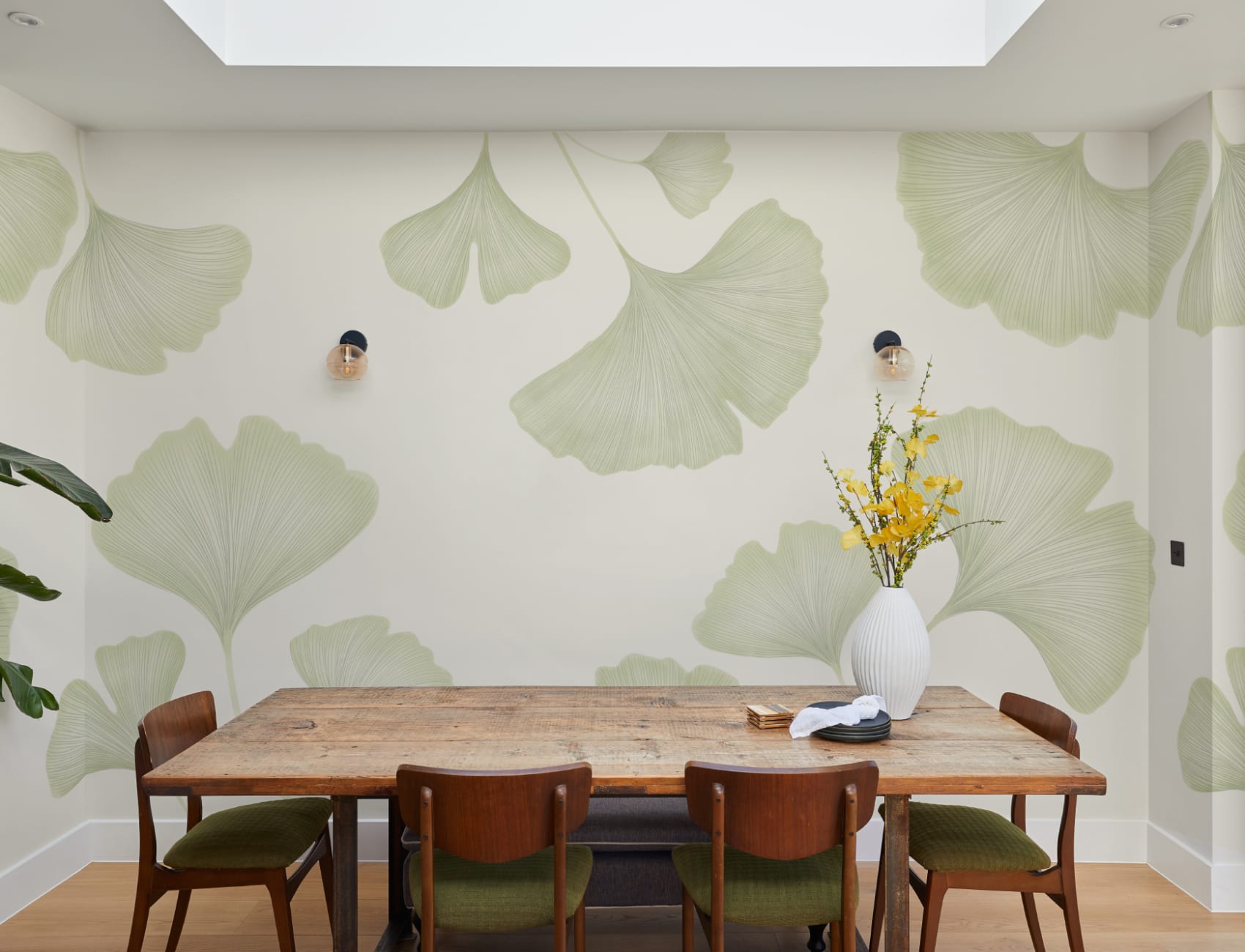 Green Ginkgo Leaf Mural
