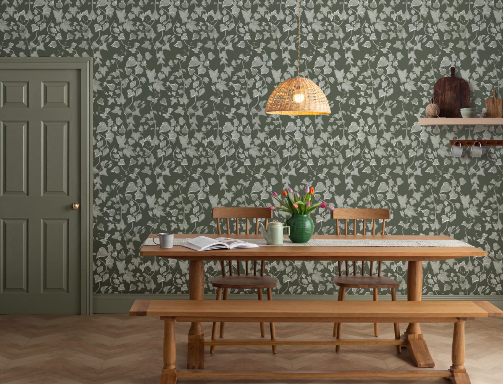 Green Heritage Ivy Wallpaper