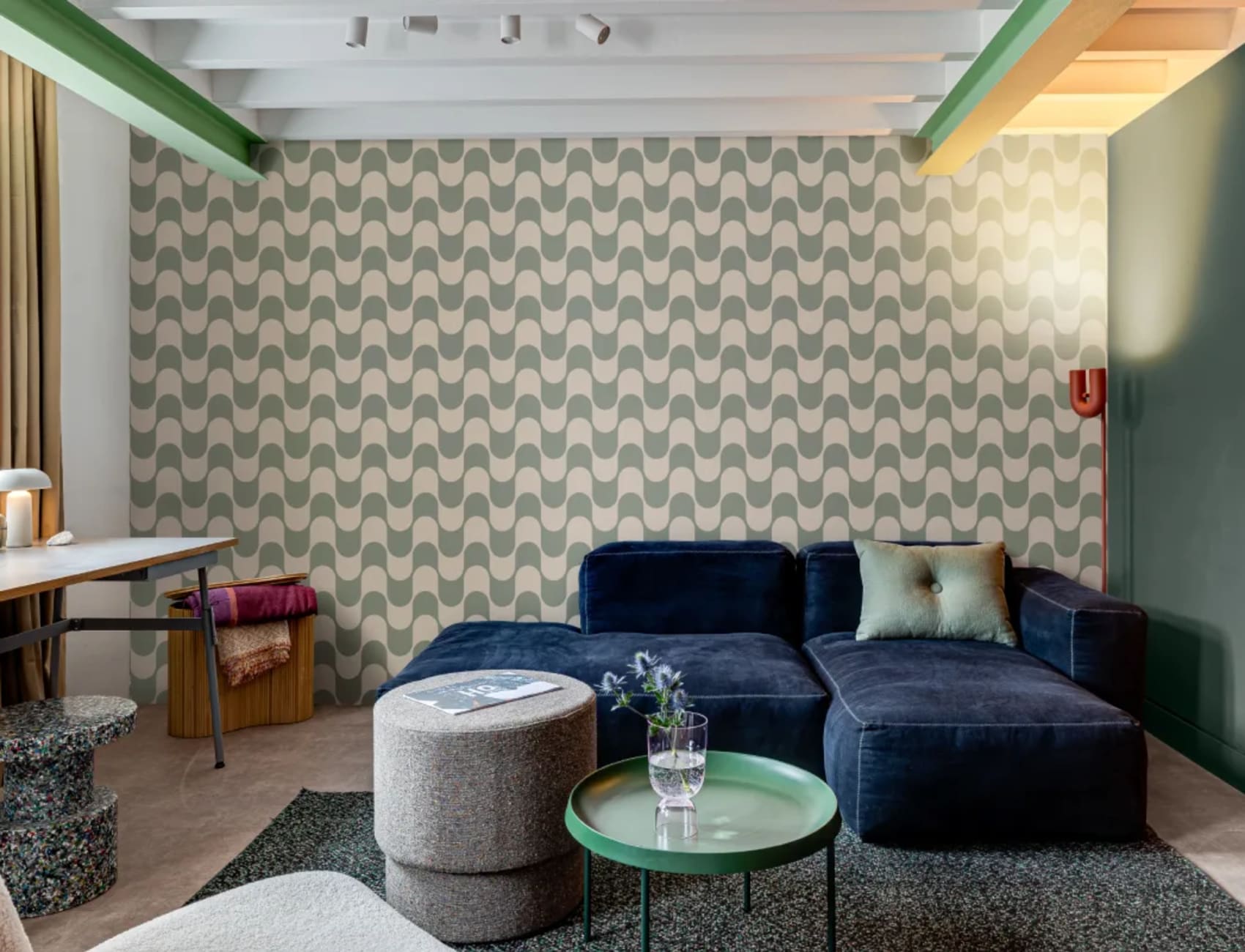 Green Groovy Retro Repeat Pattern Wallpaper