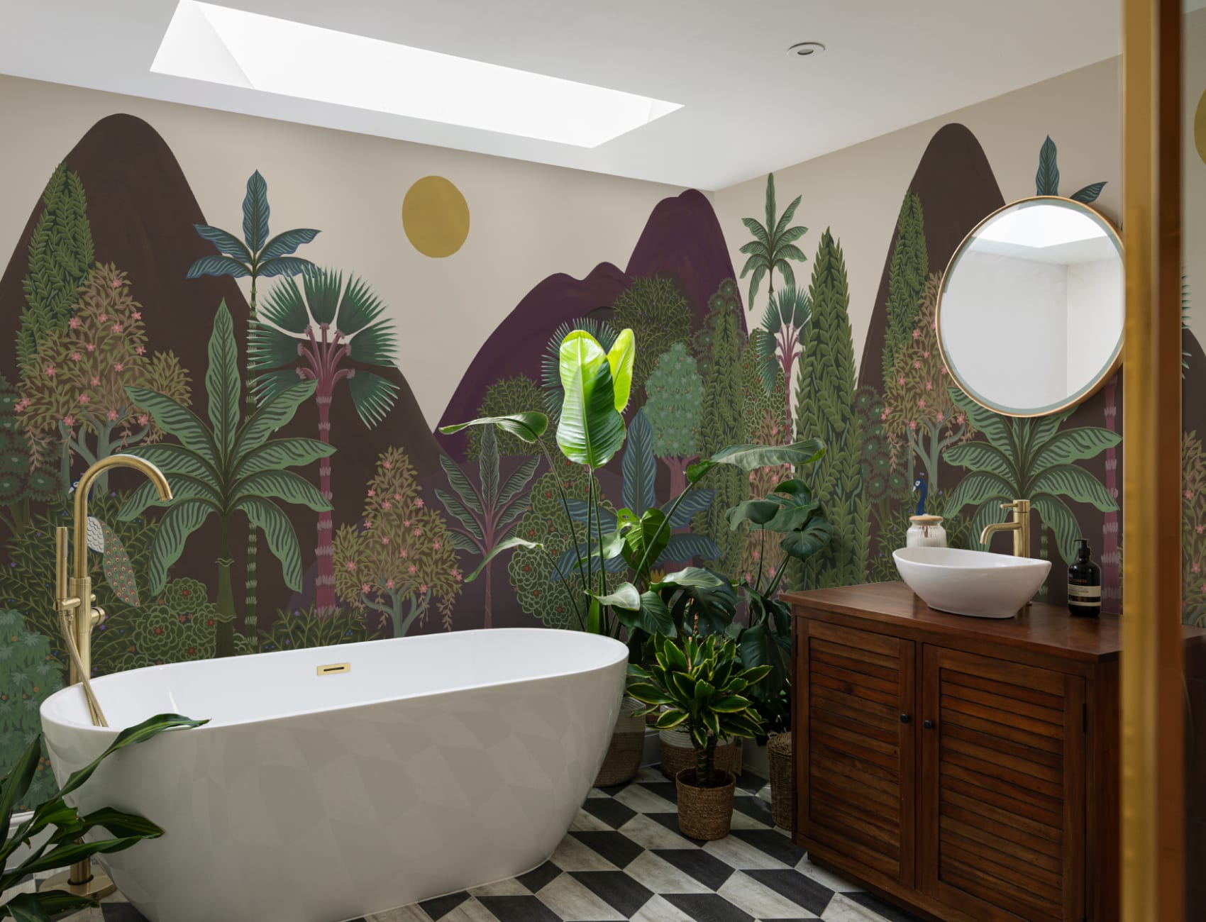 Multicolor Diurnal Jungle Animal Mural