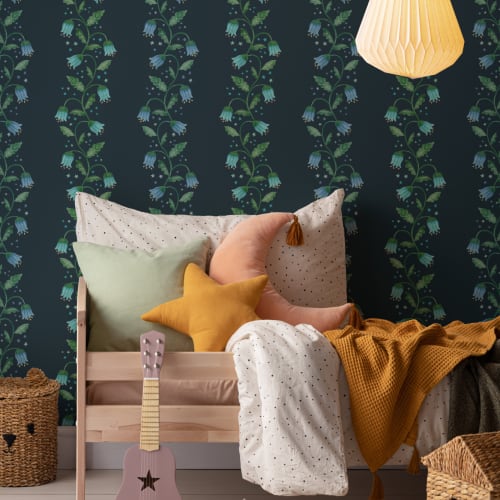 Dark Blue Striped Wavy Hyacinth Wallpaper