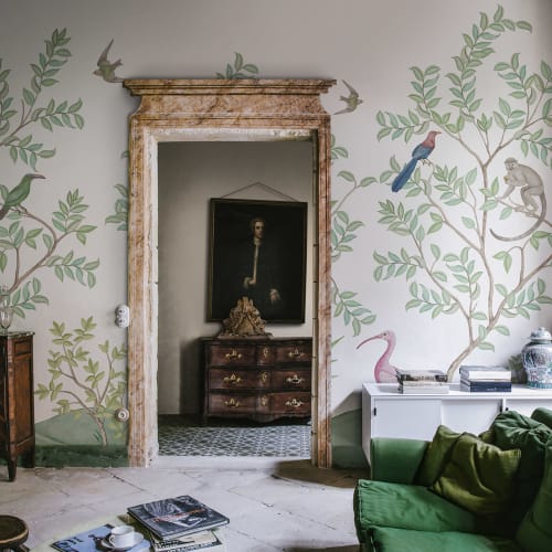 Bold Chinoiserie-Inspired Design