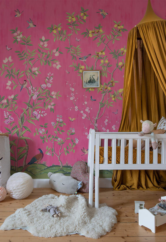 Chinoiserie Chic, Fuchsia - Wallpaper | Rebel Walls