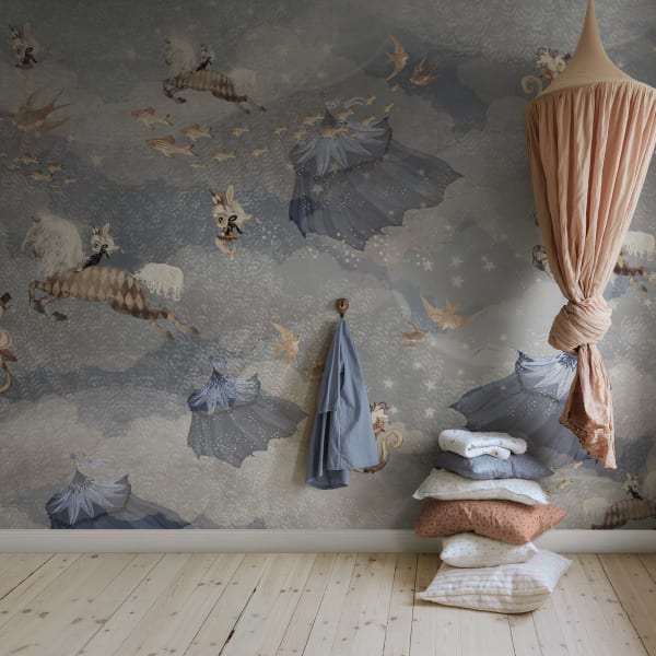 Flying Circus, Sky Blue Rebel Walls