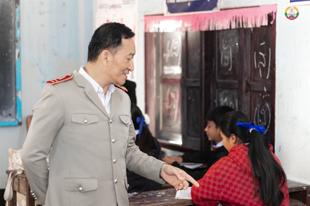 ການລົງຢ້ຽມຢາມ ມຕ ກີບມ້າ