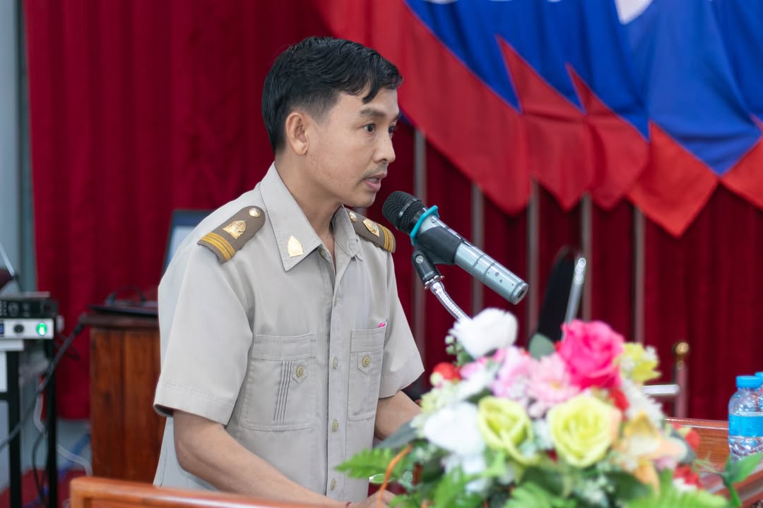 ບັນຍາກາດພິທີມອບໃບຍ້ອງຍໍ