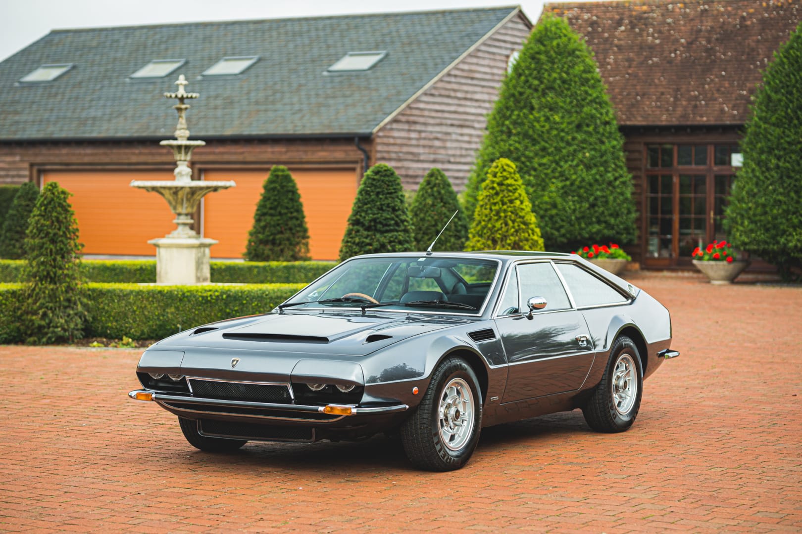 1974 Lamborghini Jarama 400 GTS | Girardo & Co