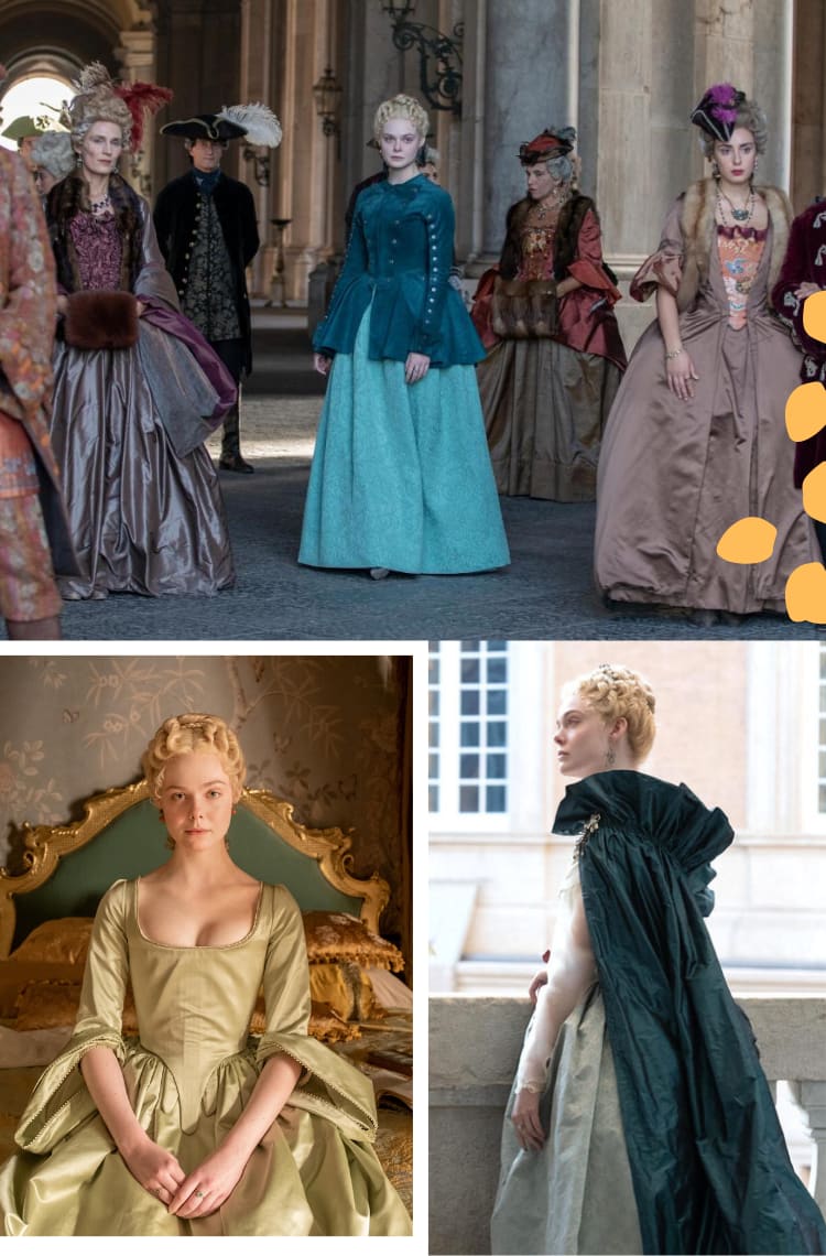 Montagem vertical com fundo branco e três fotos, dispostas uma em cima e duas embaixo. As fotos trazem looks de The Great, uma das séries para assistir pelo figurino. Foto 1 (em cima): Um grupo de mulheres com vestidos de época com cintura ajustada e saia ampliada em tons escuros. Katherine The Great está com um vestido azul amplo de época com saia longa e um casaco de veludo azul peplum. Foto 2 (embaixo, à esquerda): Katherine The Great está sentada com cabelo preso em uma cama com fundo verde e borda dourada. O look é composto por vestidos com decote quadrado com mangas longas acetinadas verde claro oliva. Foto 3 (embaixo, à direita): Katherine The Great está de lado em uma sacada. O look é composto por vestido longo azul claro, capa de tafetá azul com babado nas costas.