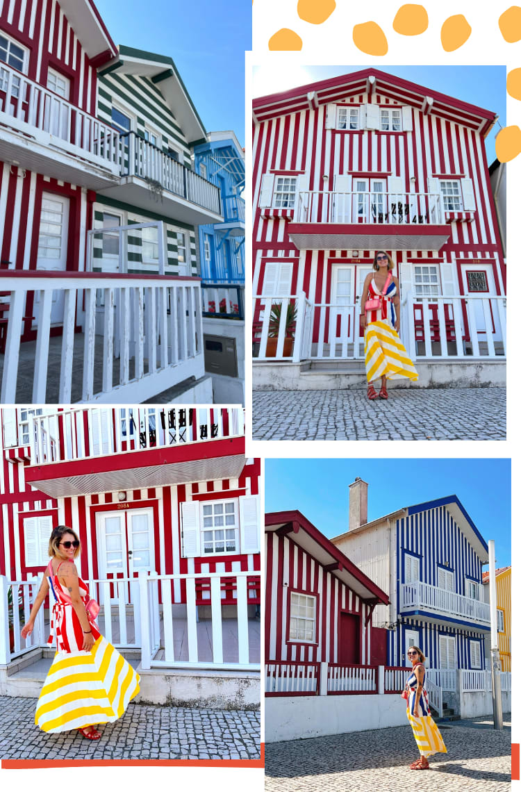 Montagem vertical com 4 fotos e fundo branco, mostrando 12 dicas do que fazer em Aveiro. Foto 1 (em cima, à direita): três casinhas no estilo sobrado listradas estão dispostas lado a lado. A primeira é vermelha, a segunda é verde e a terceira azul. Foto 2 (em cima, à direita): Marcie posa em frente a um casarão listrado em branco e vermelho com janelas brancas e cerca branca. Marcie veste um vestido listrado longo em tons de azul, vermelho e amarelo. Foto 3 (embaixo, à esquerda): Marcie posa de costas sorrindo em frente a uma casa listrada vermelha. Foto 4 (embaixo, à direita): Marcie posa em frente a três casas listradas. A primeira é em tom de vermelho e branco, a segunda é azul e branca e a terceira é amarela e branca.