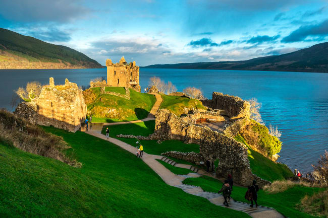 Loch Ness og Urquhart Castle