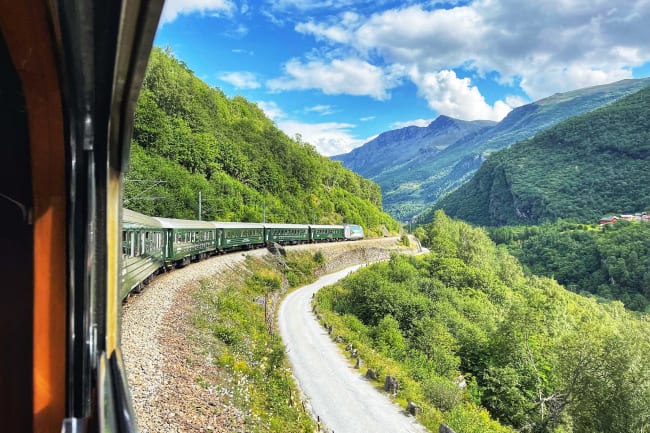 Togrejse og fjordsejlads