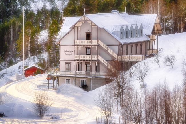 Afsted til Norges land med bus og f�rge