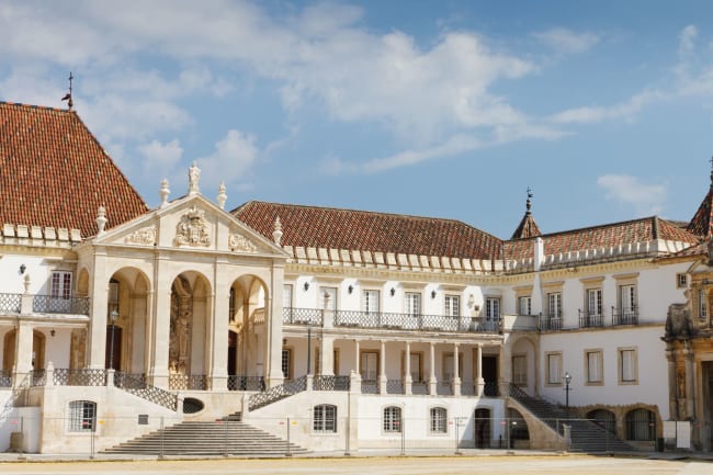 Portugals ældste universitet i Coimbra samt Pilgrimsbyen Fátima