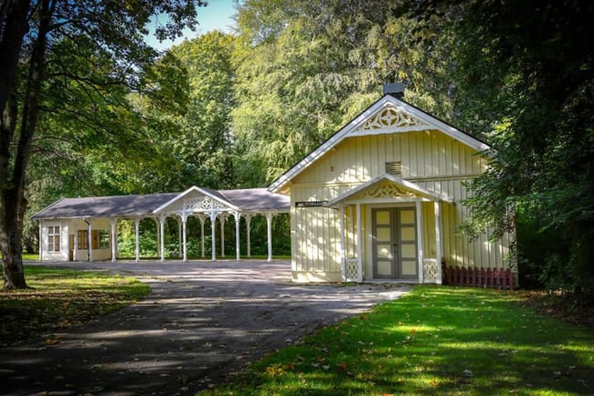 Afrejse fra Sjlland, stop i Bors og ankomst i Lundsbrunn