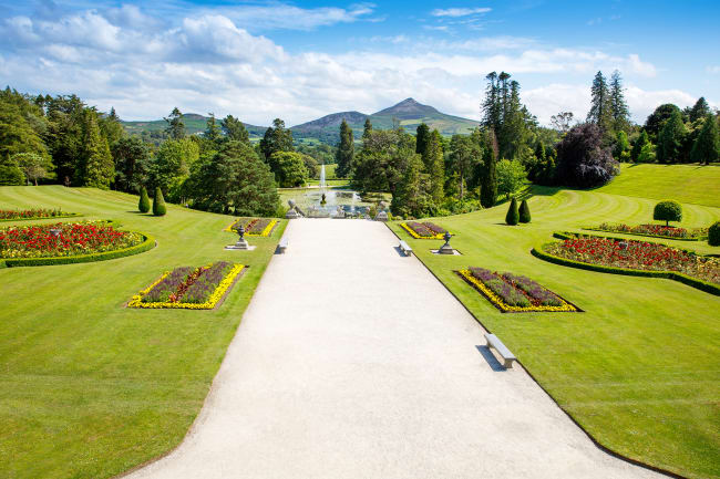 Powerscourt House and Gardens og Glendalough