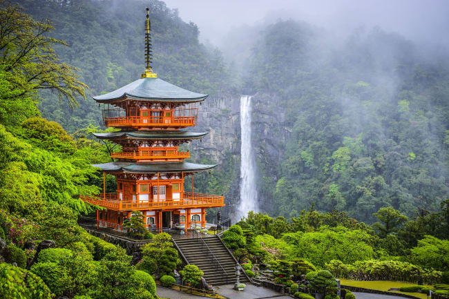 Pilgrimsruter, pagoder og Japans hjeste vandfald