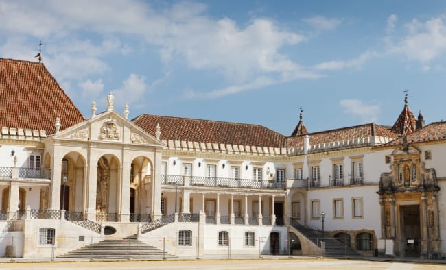Portugals ældste universitet i Coimbra samt Pilgrimsbyen Fátima