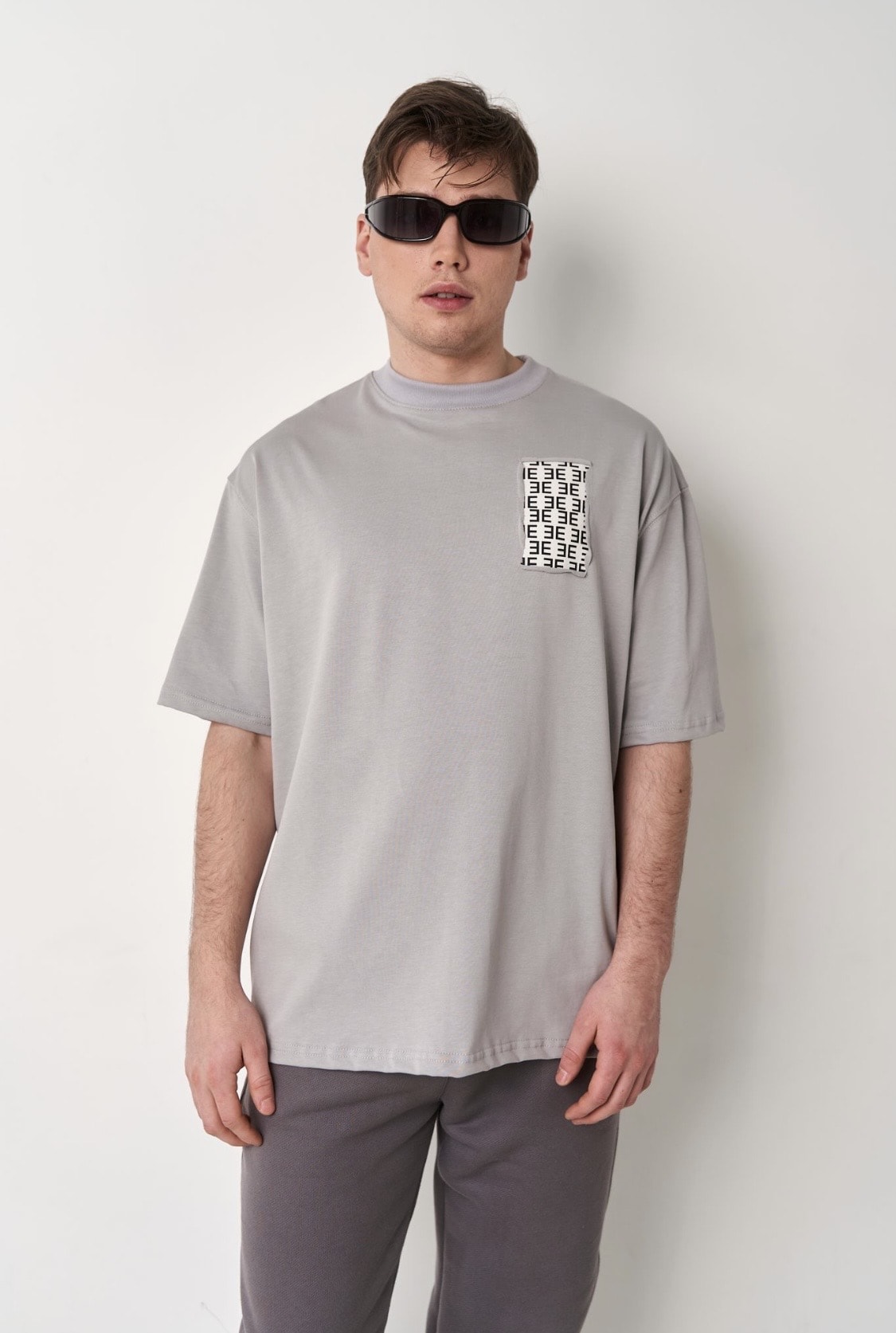Футболка oversize «Torn»