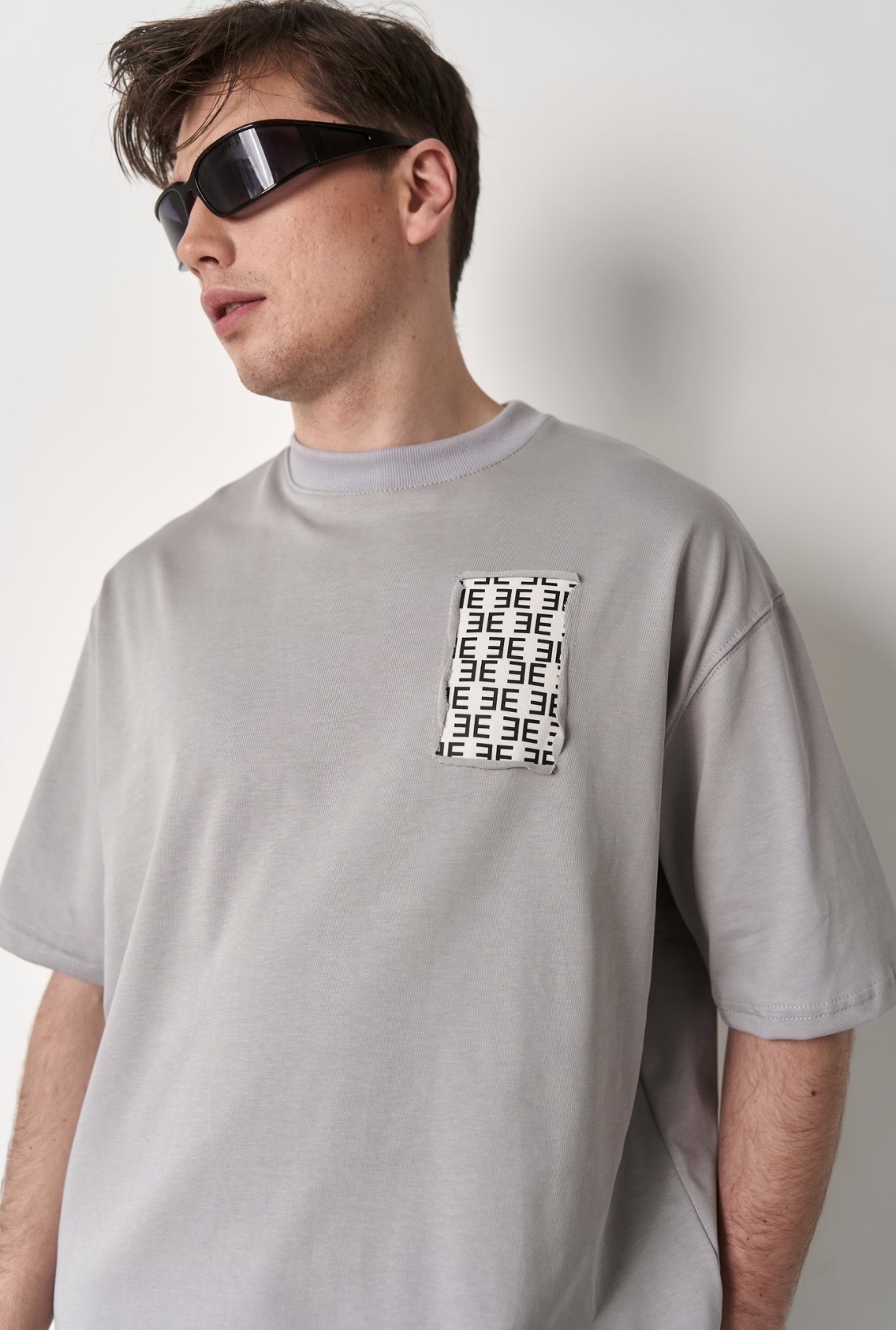 Футболка oversize «Torn»