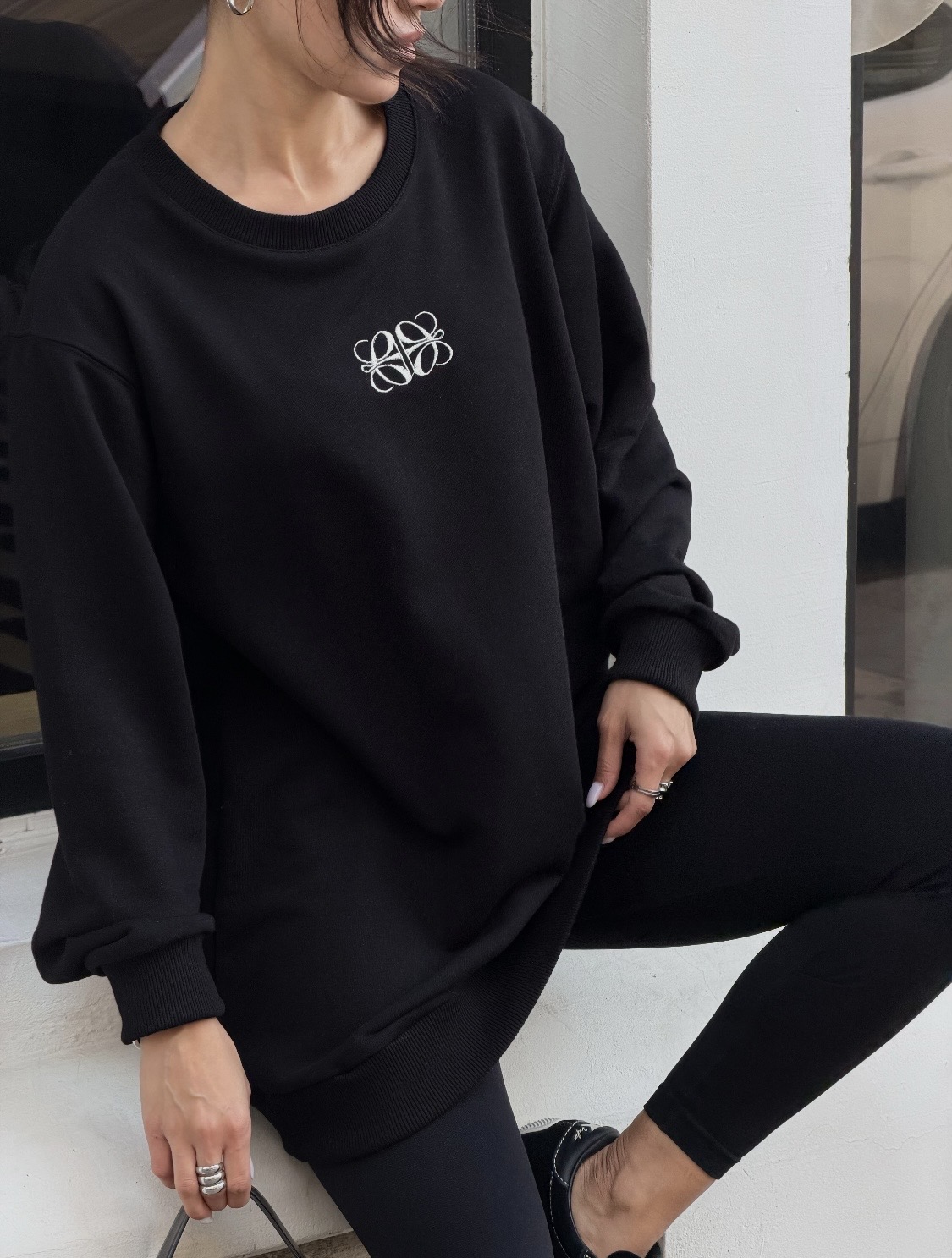 Лонгслів з вишивкою Monogram