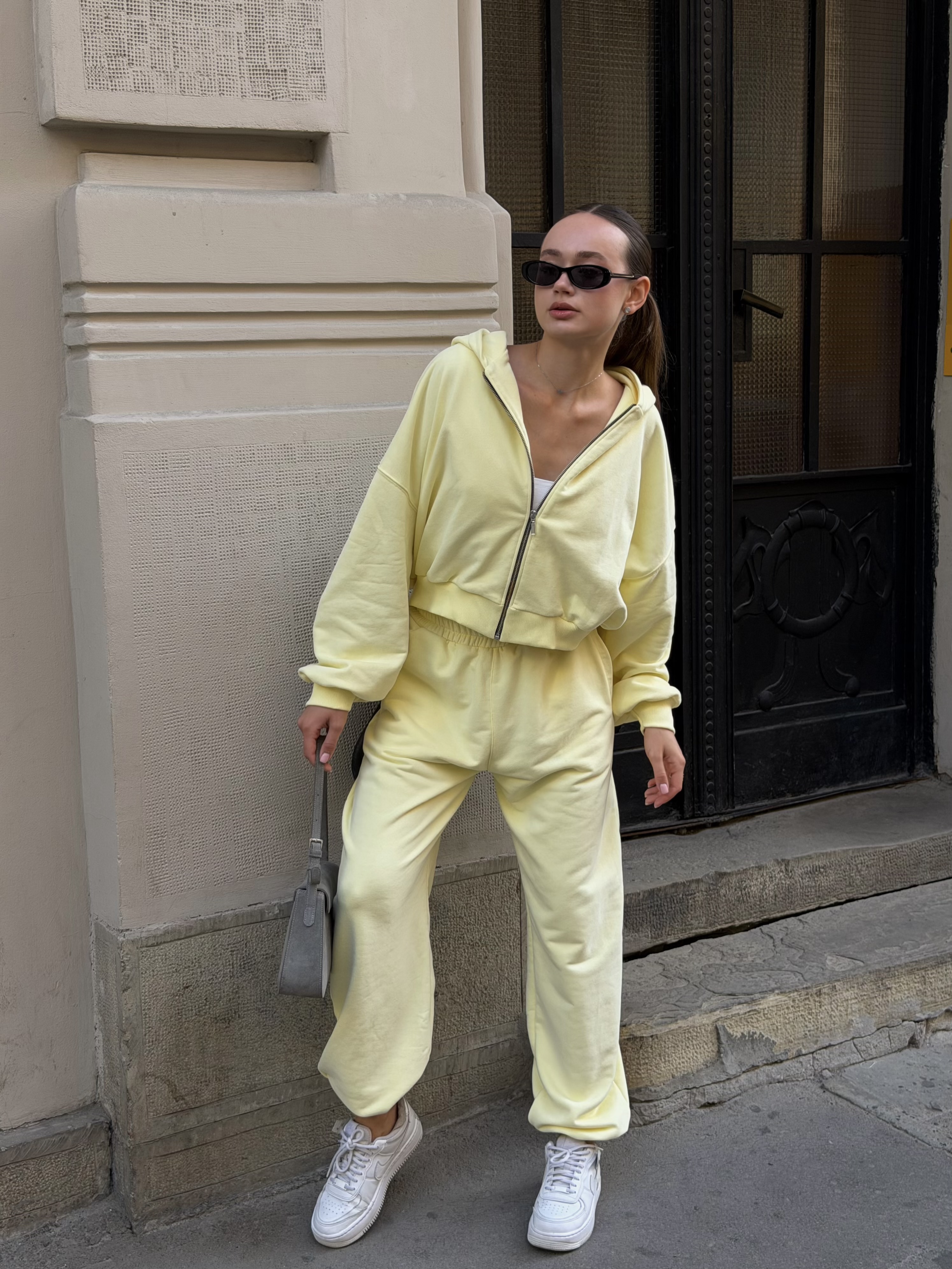 Штани на затяжках Velour