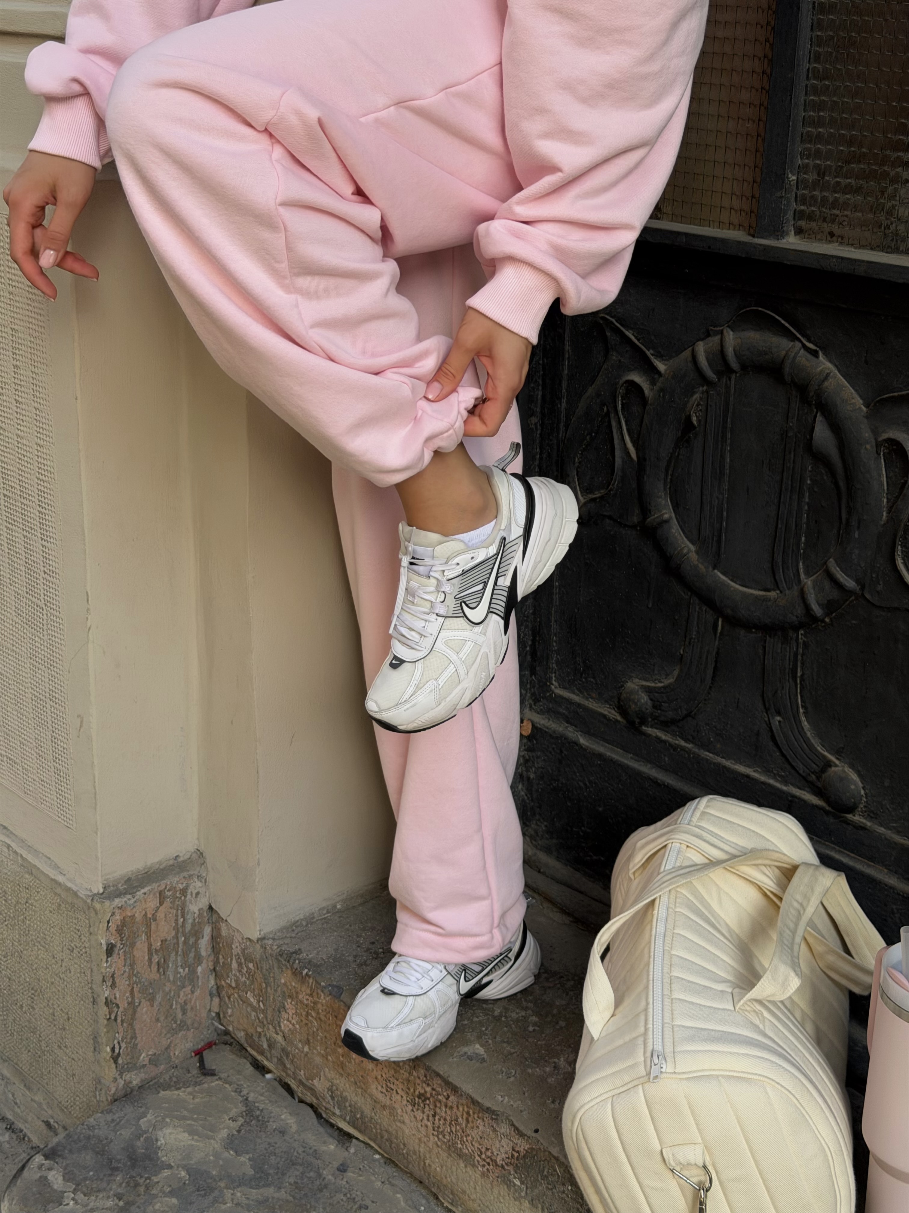 Штани на затяжках Velour