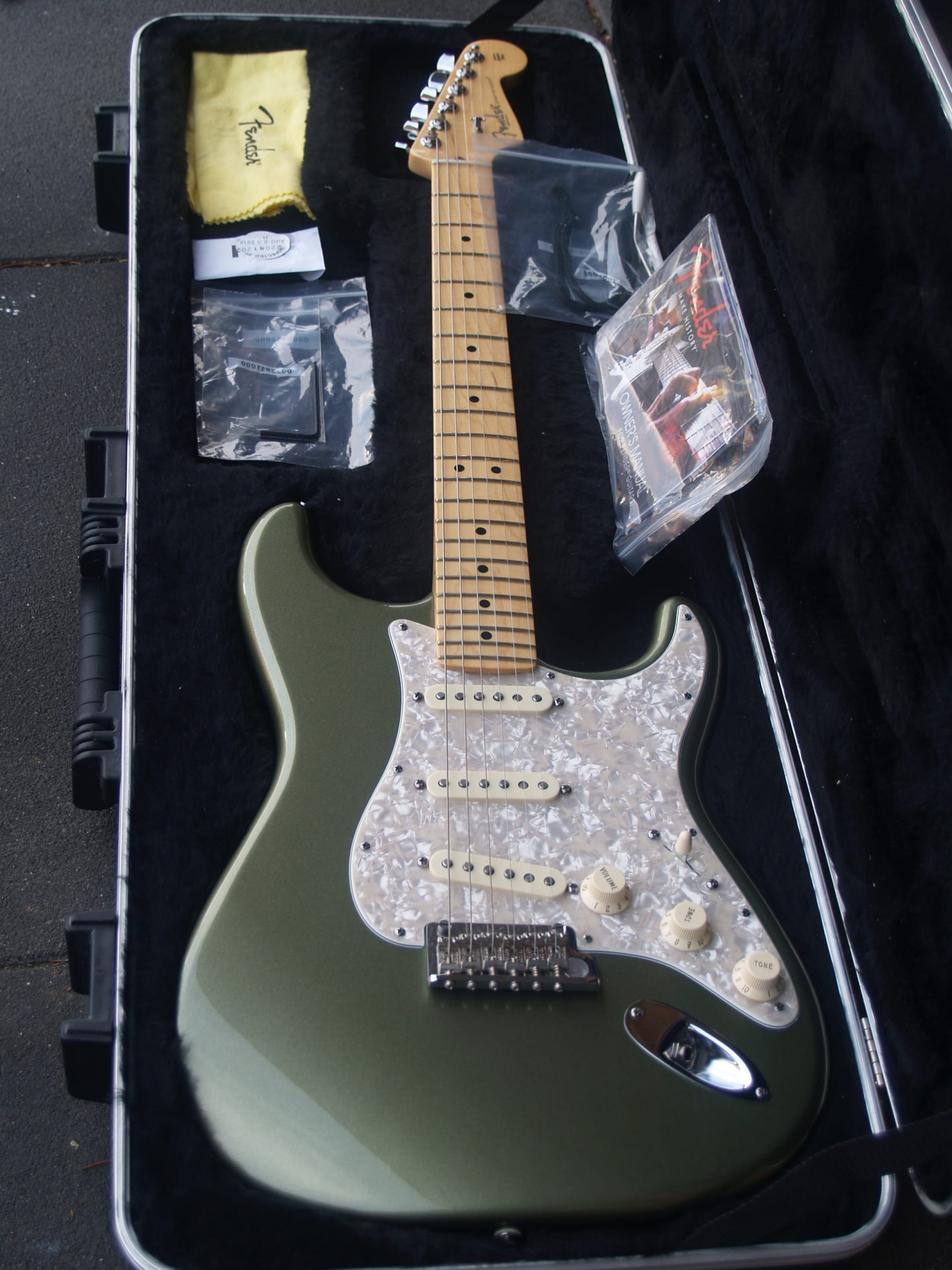Fender Stratocaster - USA Standard 2012 - Afbeelding 3